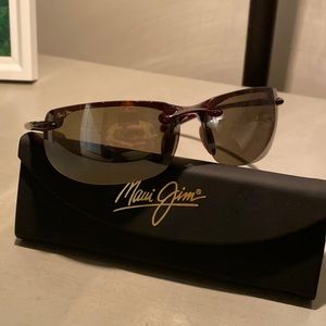 Maui Jim MJ sport never worn
